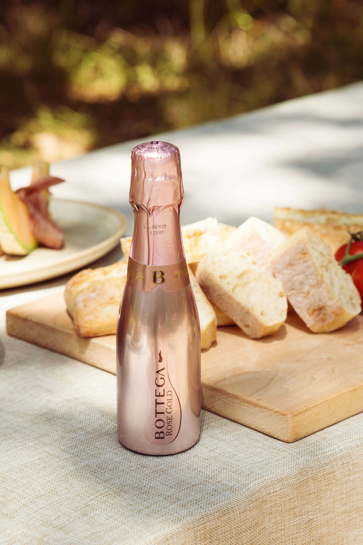 Bottega mini bottles of rose gold prosecco